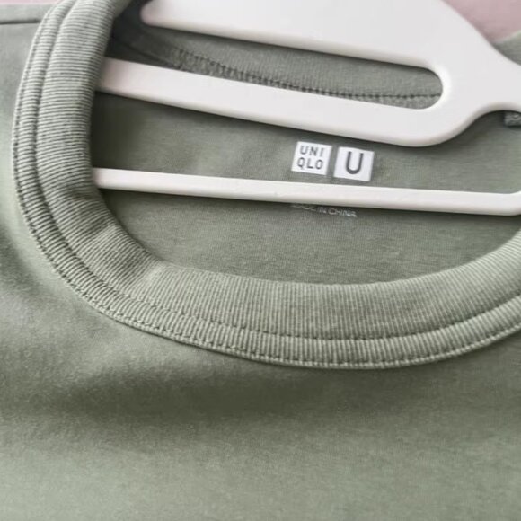 Women's Crew Neck Short Sleeve Shoulder Master Tee Stay stylish and comfortable - Picture 2 of 3